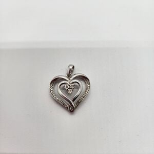 Elegant 925 Sterling Silver Diamond Heart Pendant